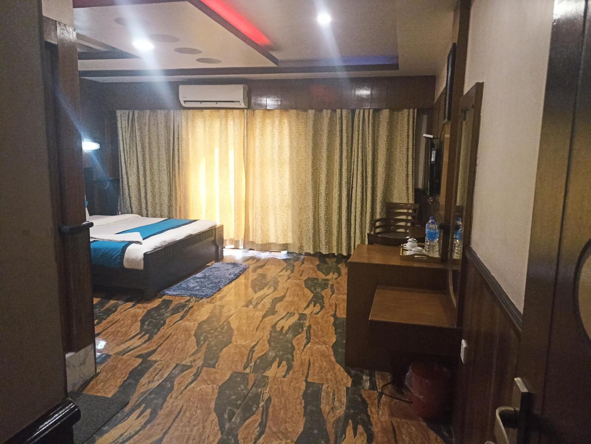 Hotel Prakash International Hetauda Pokoj fotografie